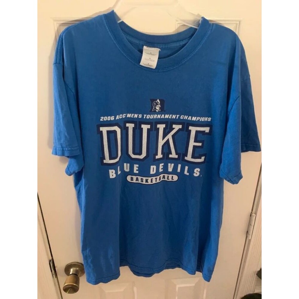 Duke BlueDevils Basketball 2006 Champions Size Medium